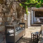 Casa vacanze Dammusi Rekale Scauri (Sicily)