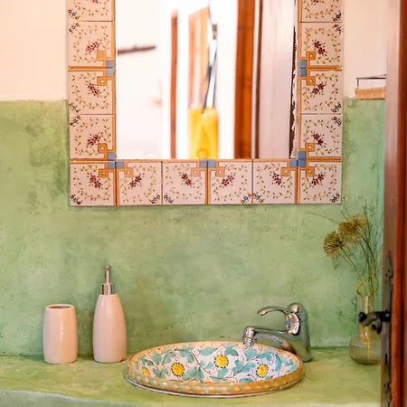 Dammusi Rekale * Scauri (Sicily)