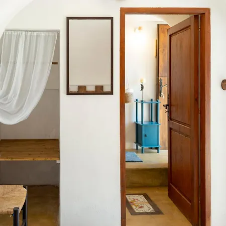 Dammusi Rekale * Scauri (Sicily)